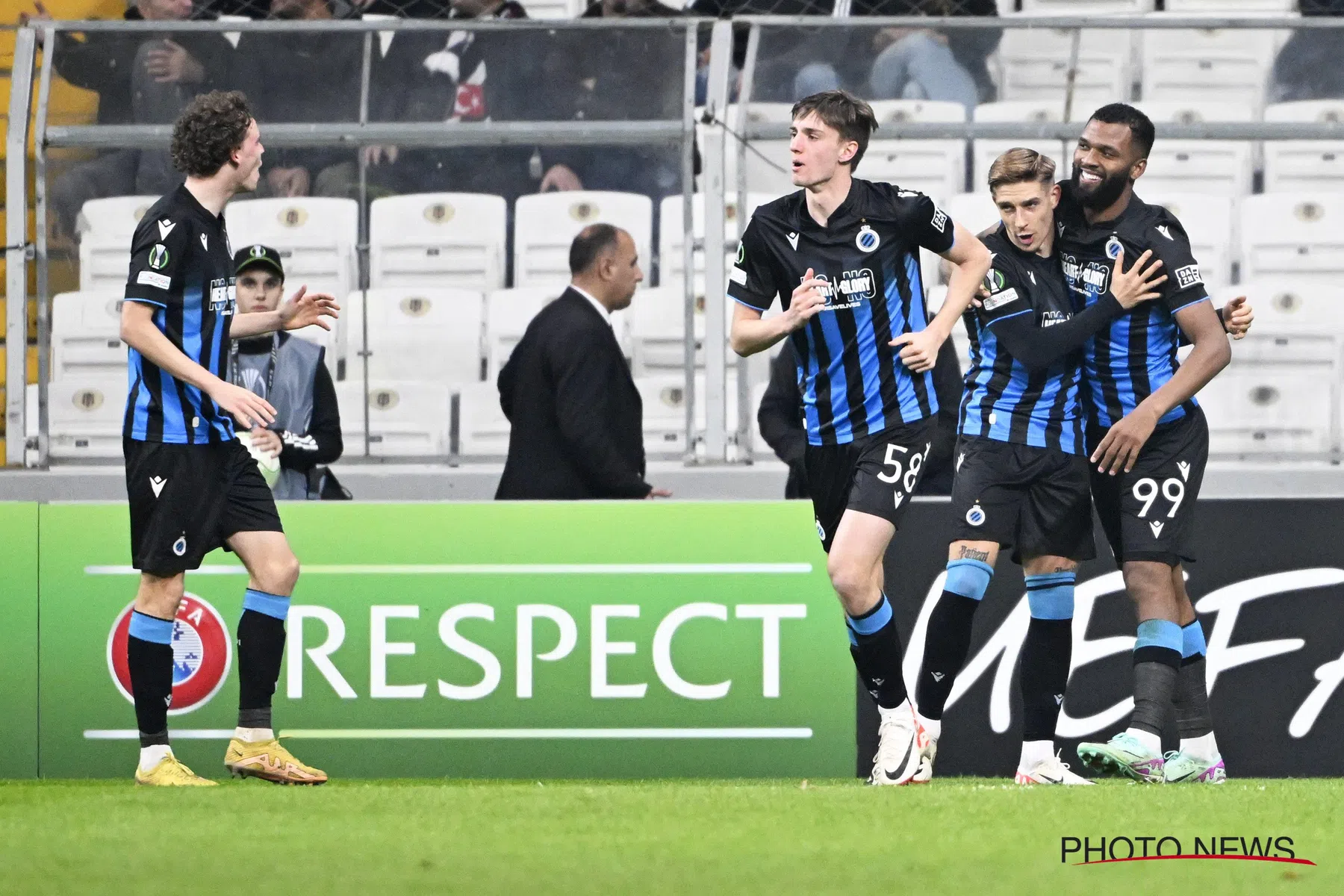 Club Brugge smeert Besiktas grootste thuisnederlaag in Europa ooit aan