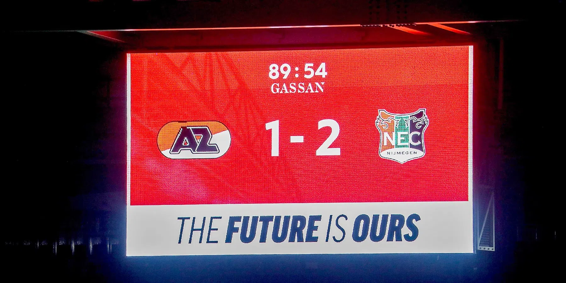 NEC houdt vijf minuten stand in restant tegen AZ en gaat met volle buit naar huis