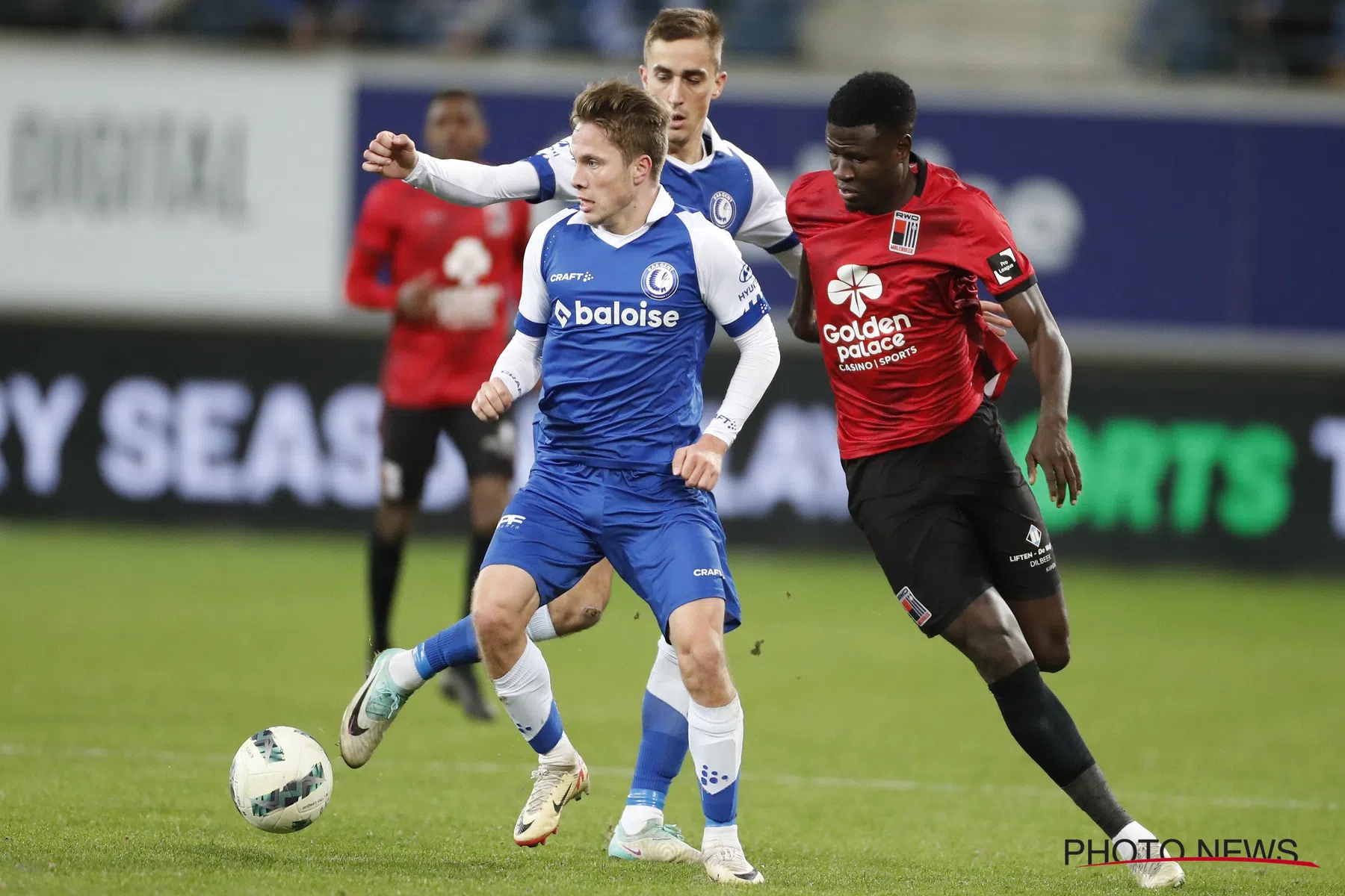 Matisse Samoise van KAA Gent reageert na 4-0 tegen RWDM