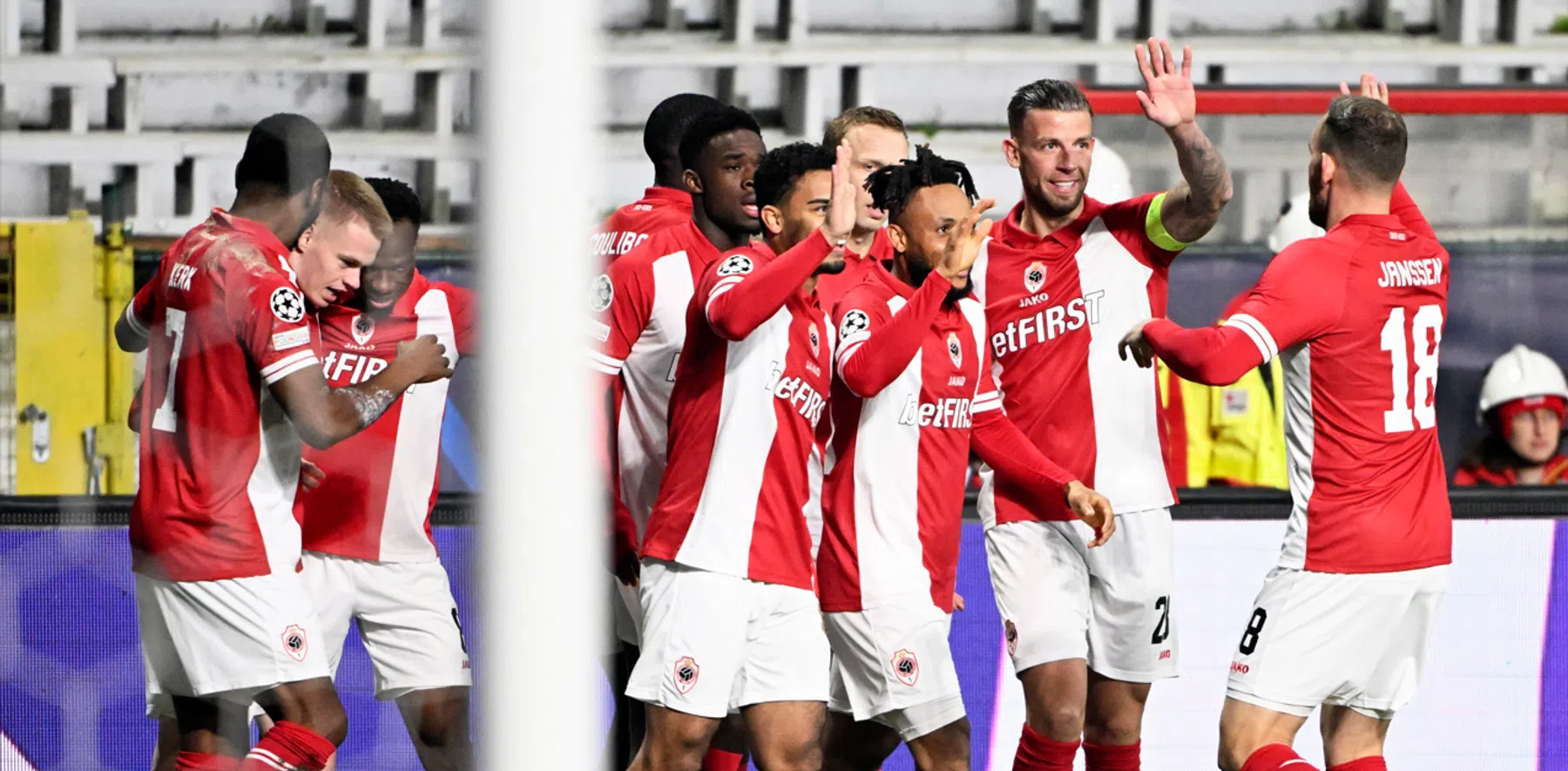 Royal Antwerp FC wint van Barcelona