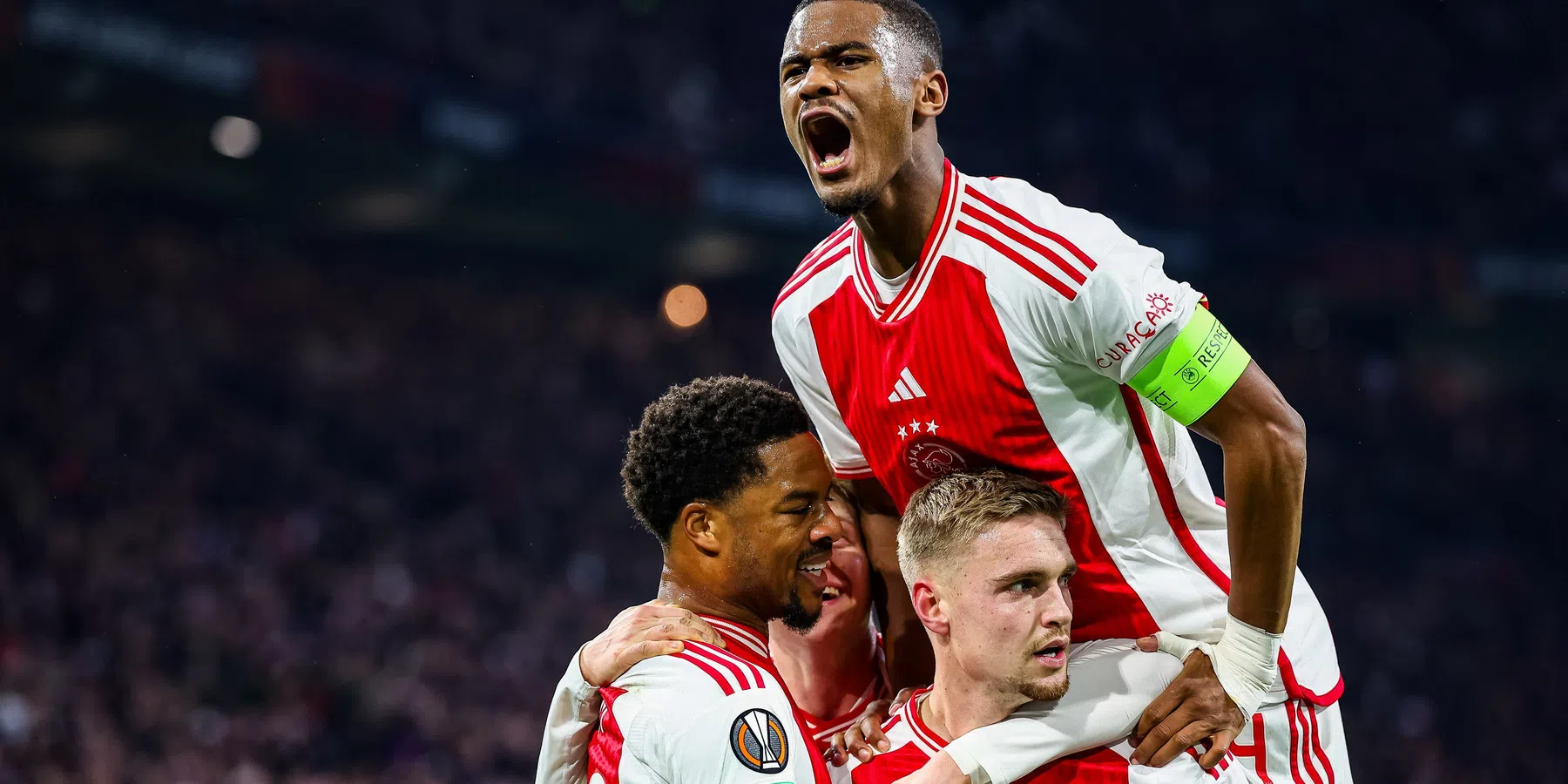 Ajax rekent af met AEK en overwintert in Europa