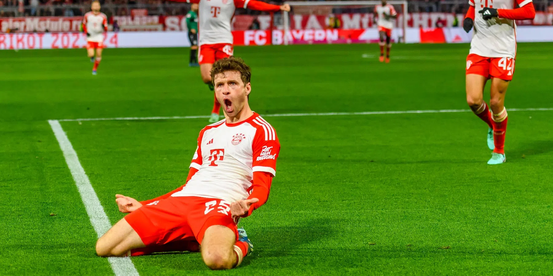 Bayern gaat langer door met Thomas Müller