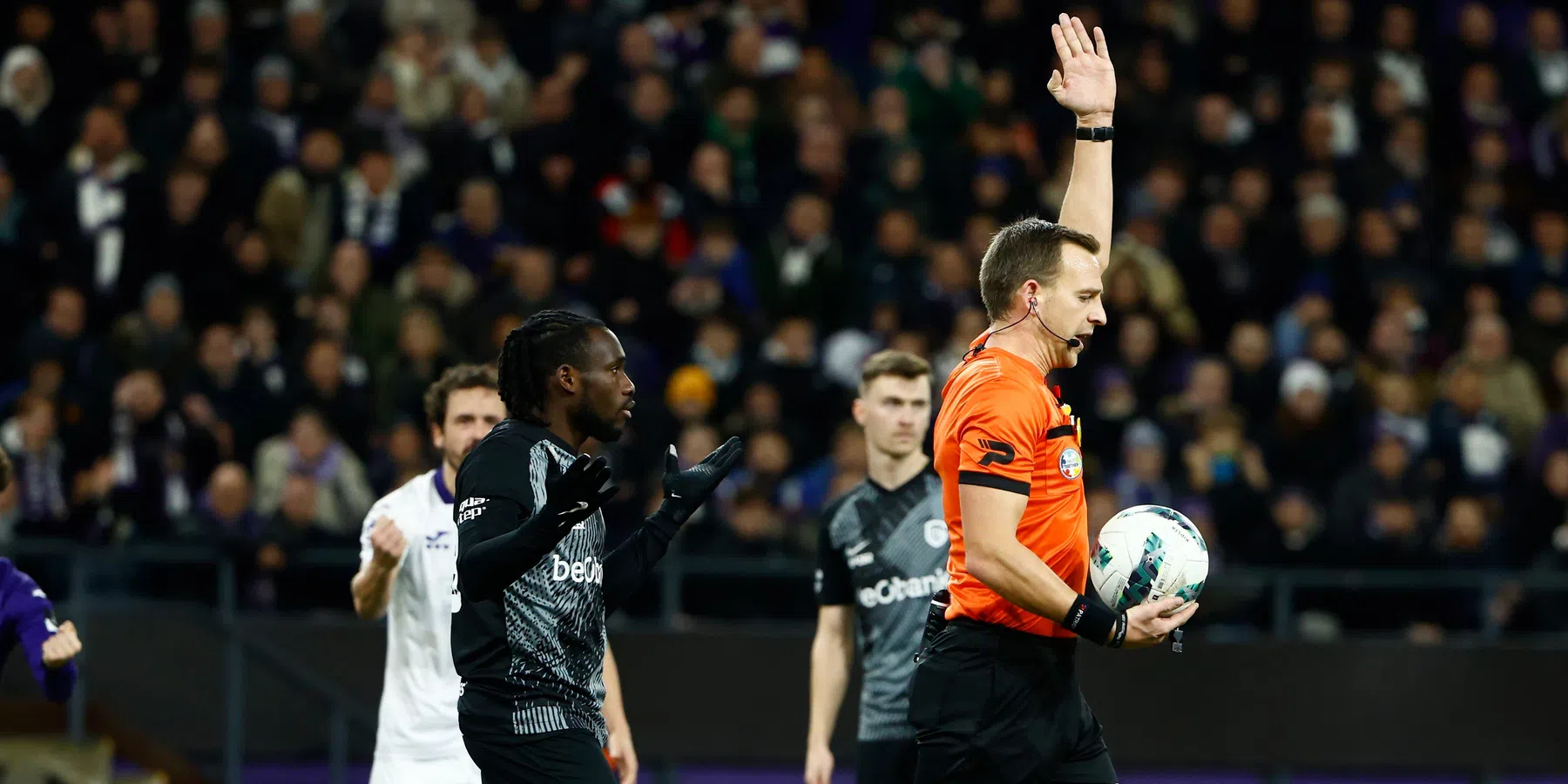 Genk eist officieel om duel met Anderlecht te herspelen