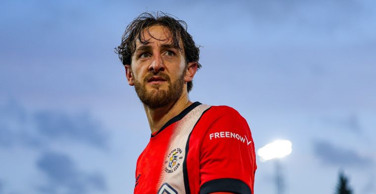 Lockyer (Luton) reageert na hartstilstand: 'Deze helden redden mijn leven'