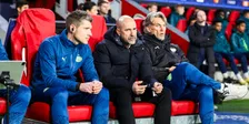 Thumbnail for article: 'Als ze tien punten verliezen, wordt PSV nog kampioen. Peter Bosz, gefeliciteerd'