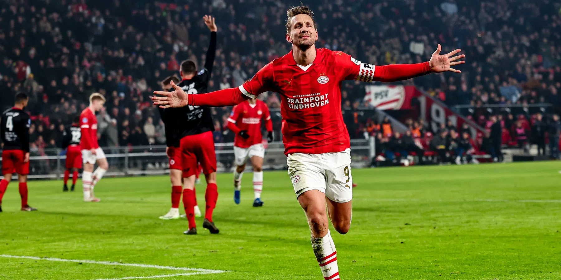 Wedden op twee goals van Luuk de Jong namens PSV tegen FC Twente