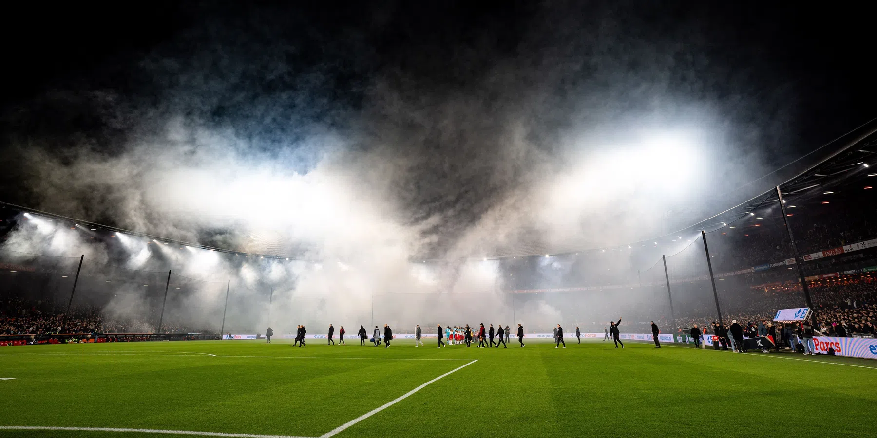 Feyenoord wil De Kuip dit jaar kopen