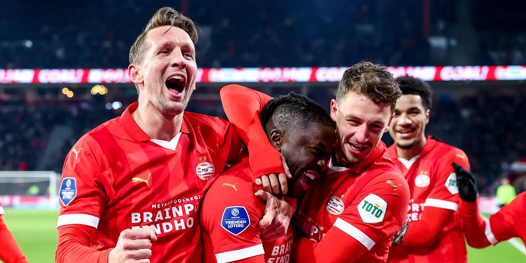 PSV is weer veel te sterk voor FC Twente