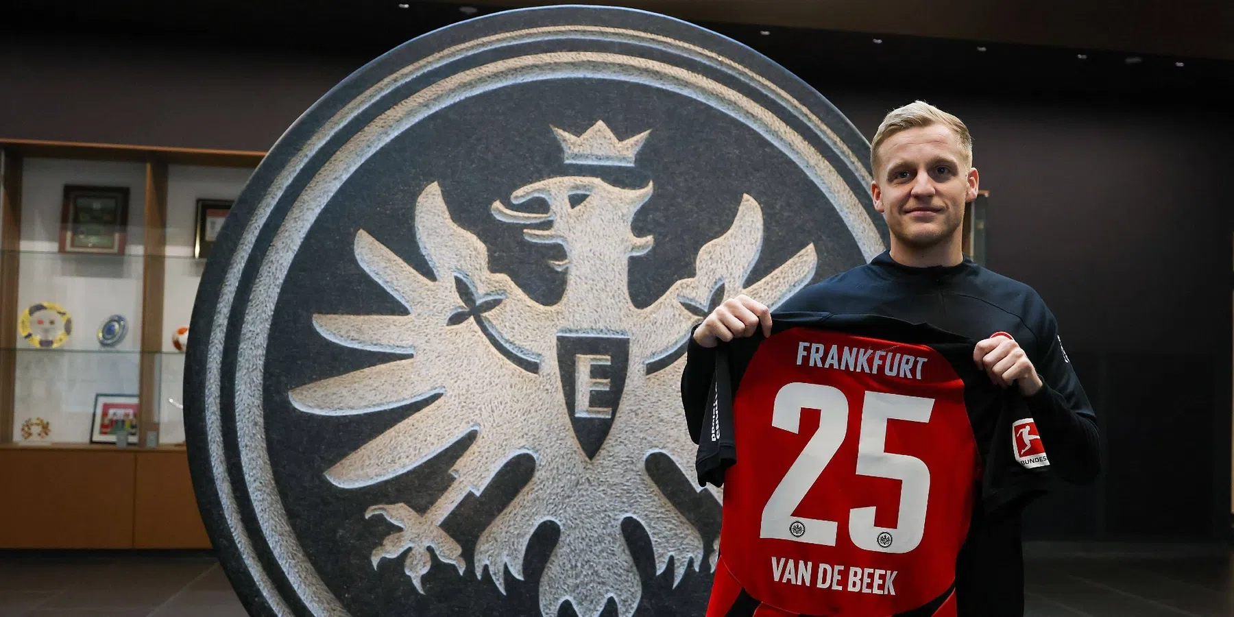 Wedden op een doelpunt van Van de Beek bij Eintracht Frankfrut op TOTO