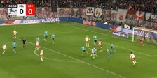 Thumbnail for article: Zó veel gevoel: Simons maakt uiterst knappe goal in Bundesliga-topper