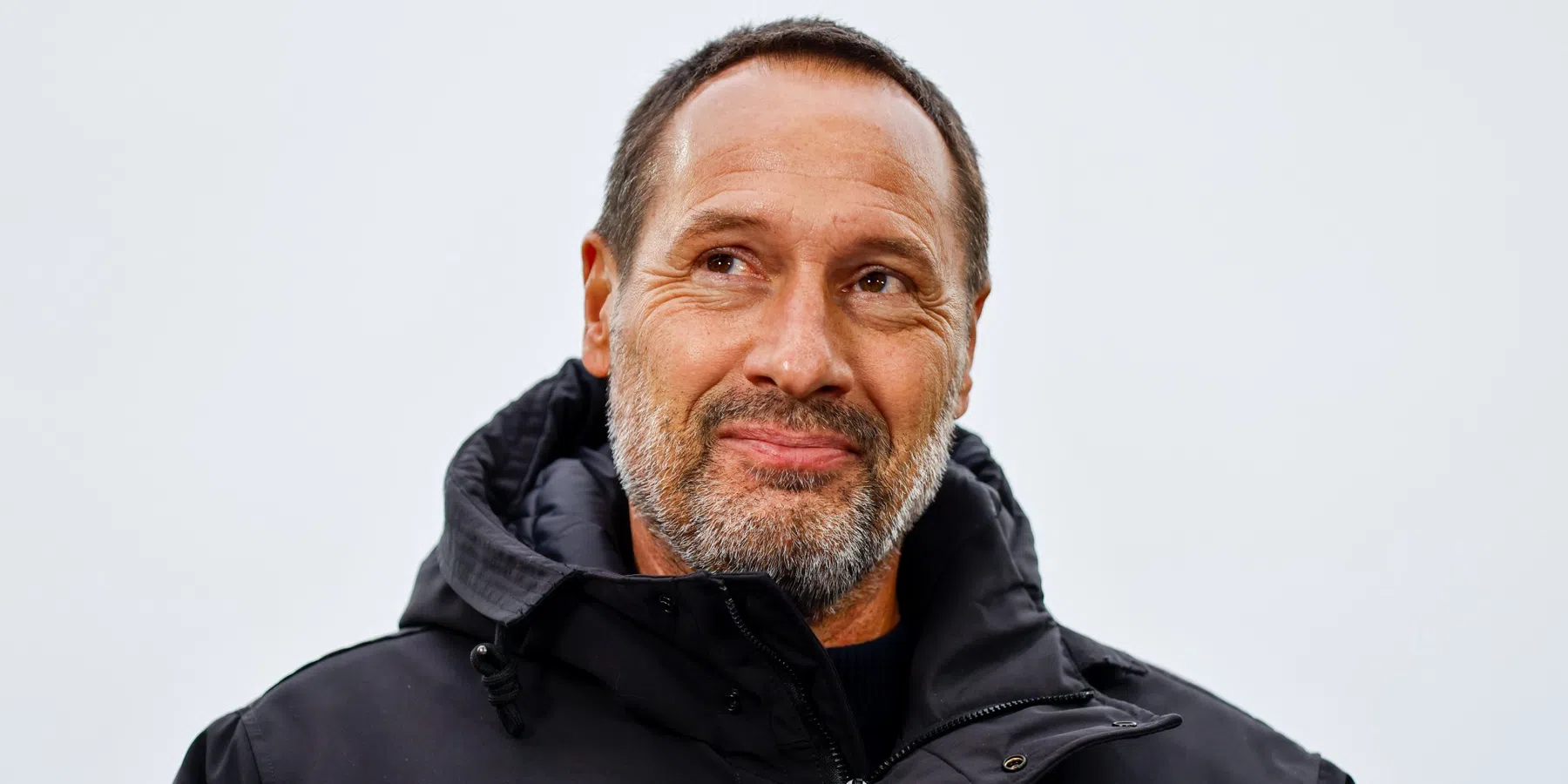 Van 't Schip vertelt over vermeende Man U-interesse in Brobbey: 'Ik lees dat niet'