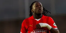 Thumbnail for article: Buitenspel: Bakayoko rekent op X af met klagende PSV-fan: 'Niet op elkaar zeiken'