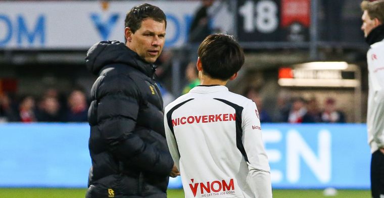 Ayoub Boukhari looft Sparta-trainer Jeroen Rijsdijk