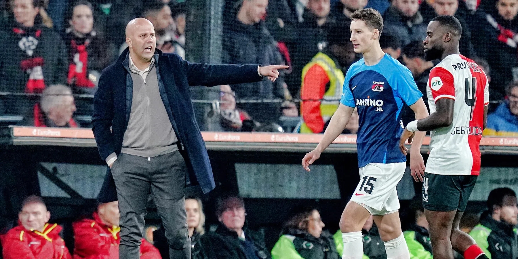 Trauner 'meerdere weken' aan de zijlijn, Feyenoord geeft update Timber