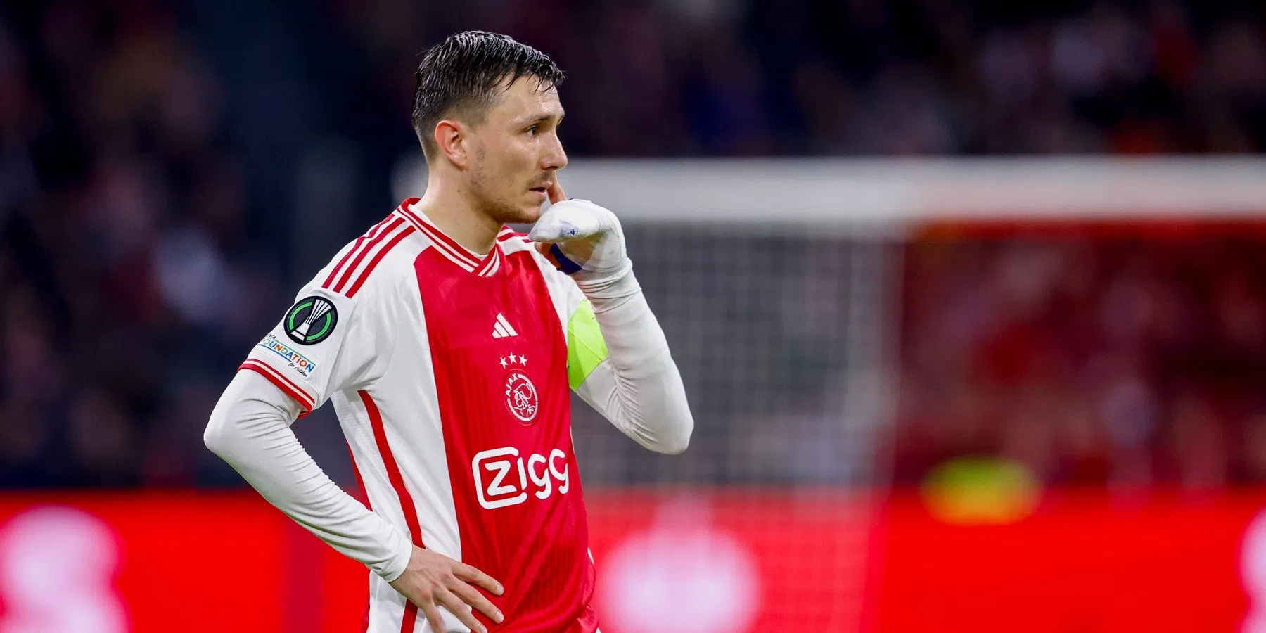 Steven Berghuis onzeker voor Ajax tegen NEC