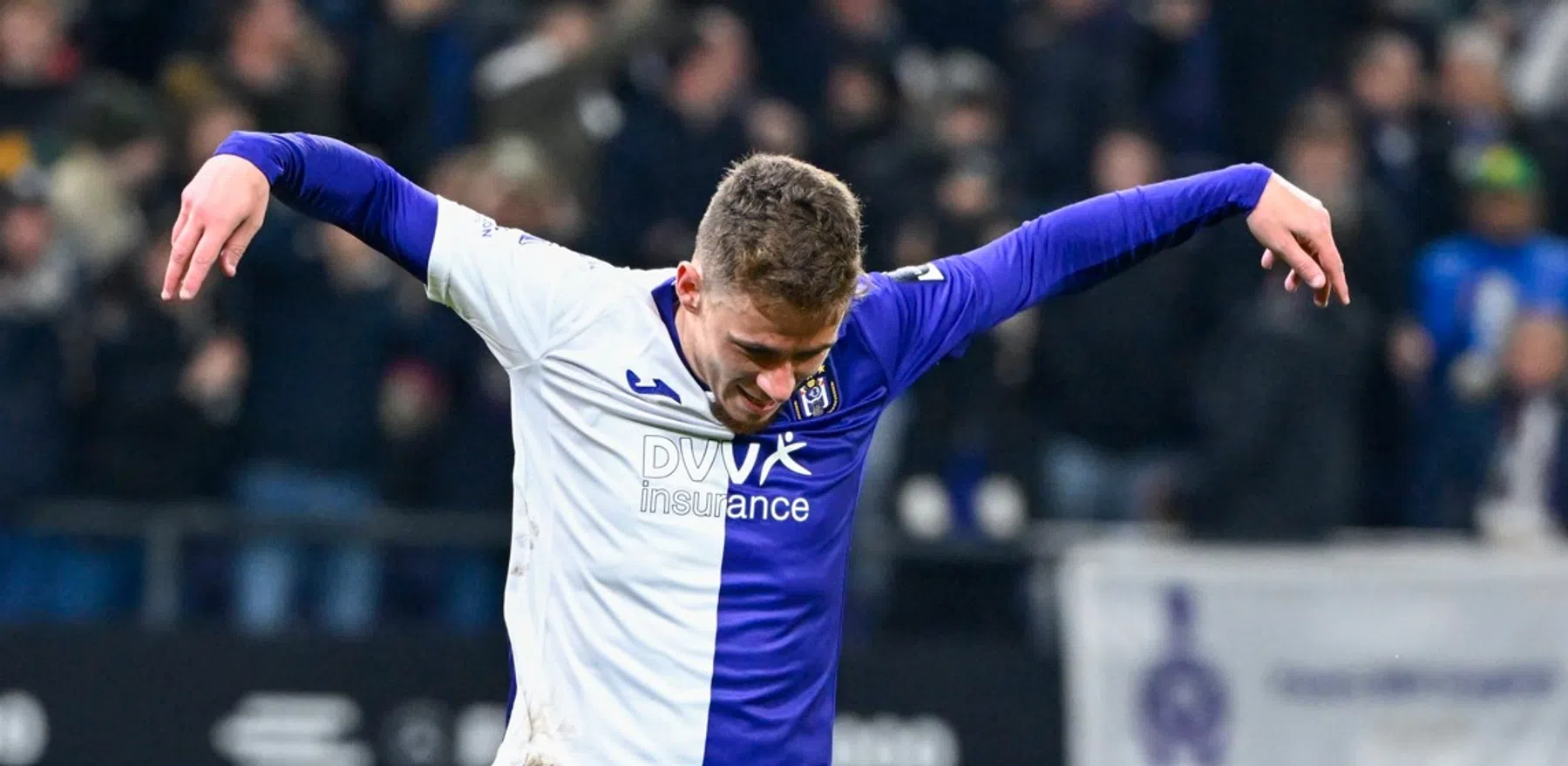 Thorgan Hazard over Jan Vertonghen na Anderlecht 4-1 STVV