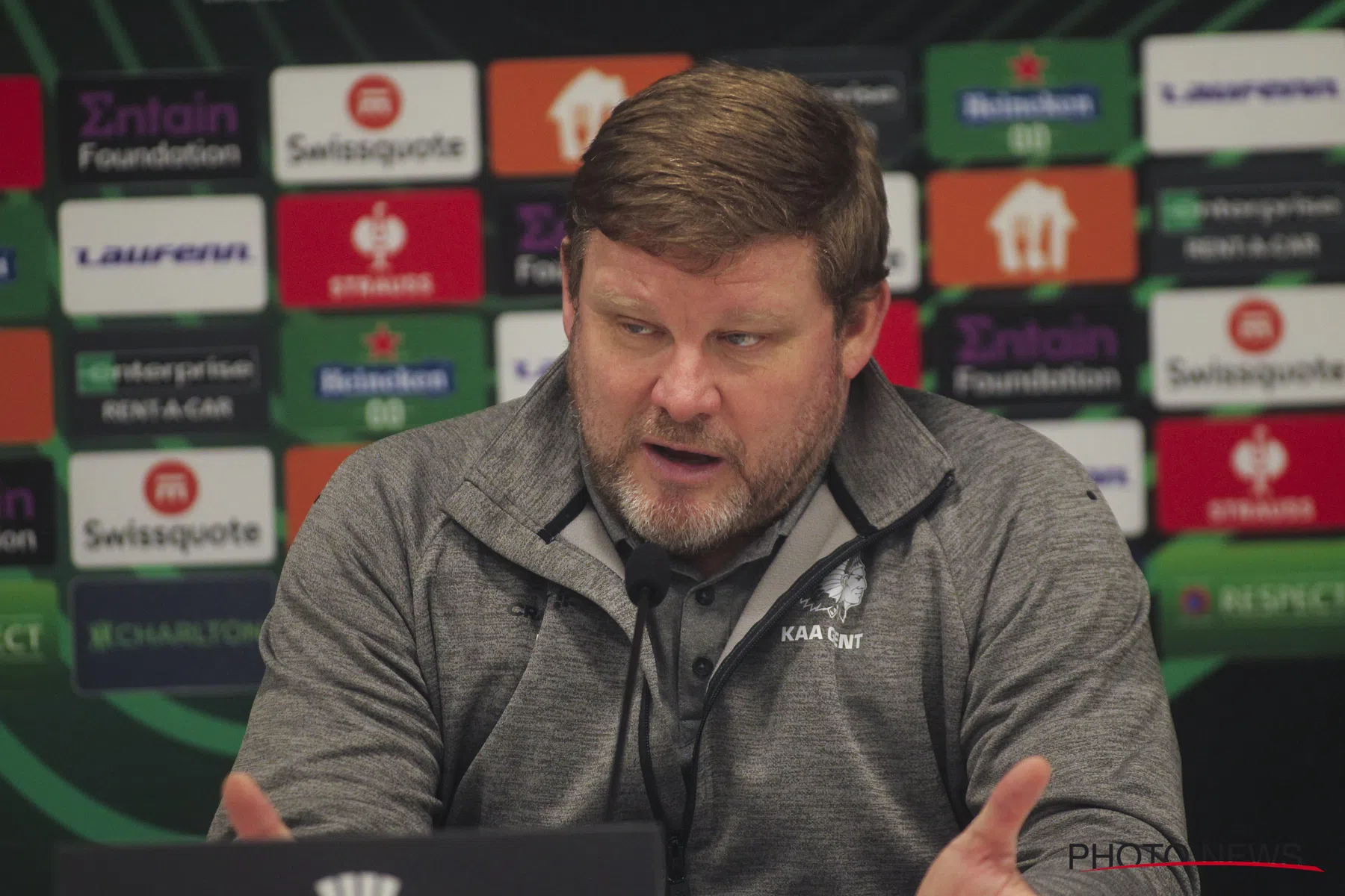 Vanhaezebrouck over leeg stadion: "Fans hebben een reden om te ‘neuten’''