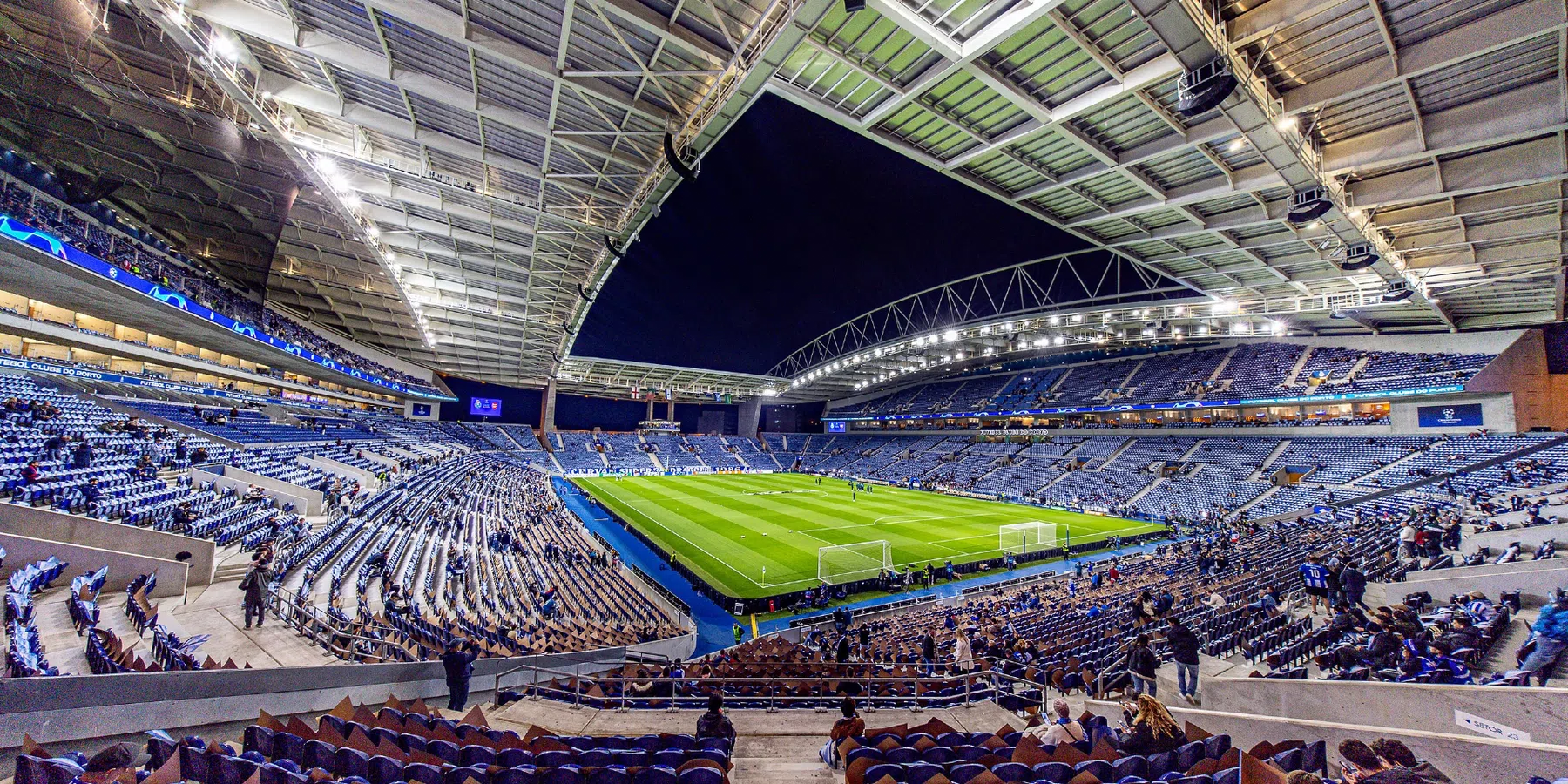 LIVE: Arsenal strijdt in Porto voor eerste kwartfinale-plaats in veertien jaar