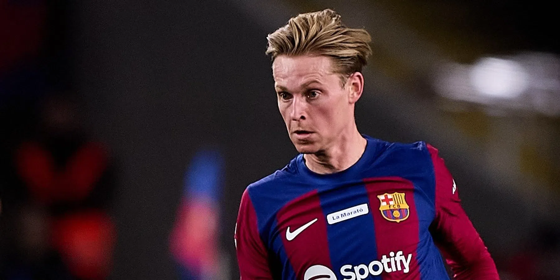 Zelfkritische Frenkie de Jong lacht na Spaans compliment