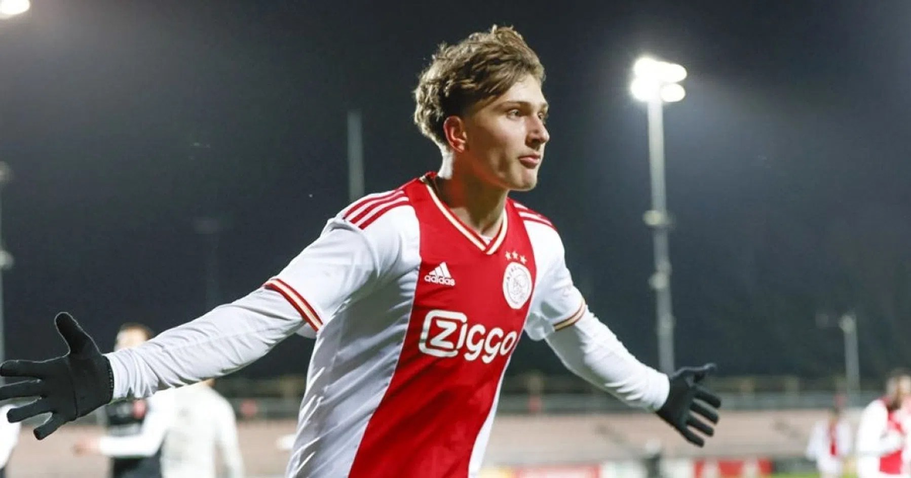 Godts keert terug in de wedstrijdselectie van Jong Ajax