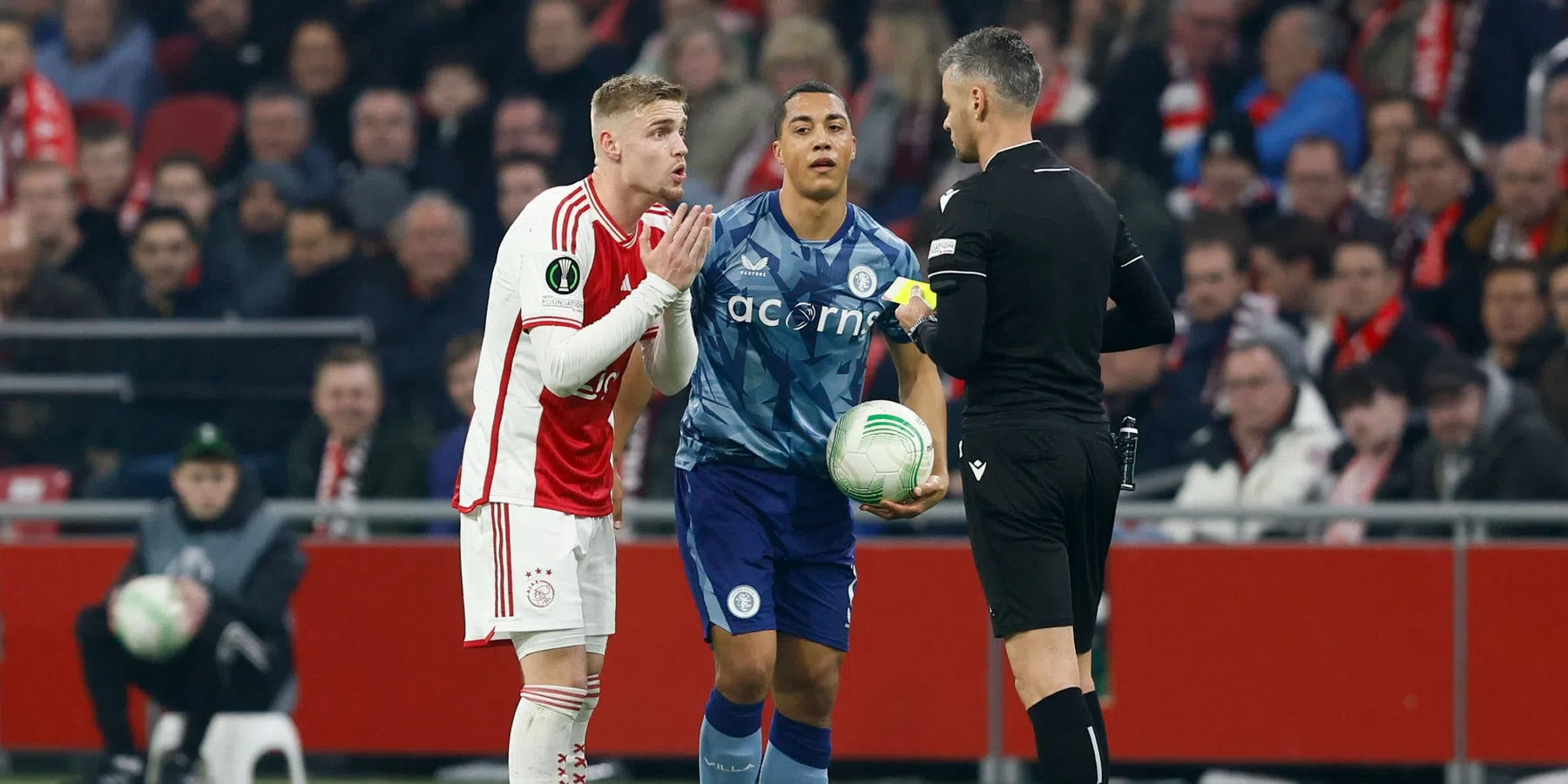 LIVE: Ajax - Aston Villa