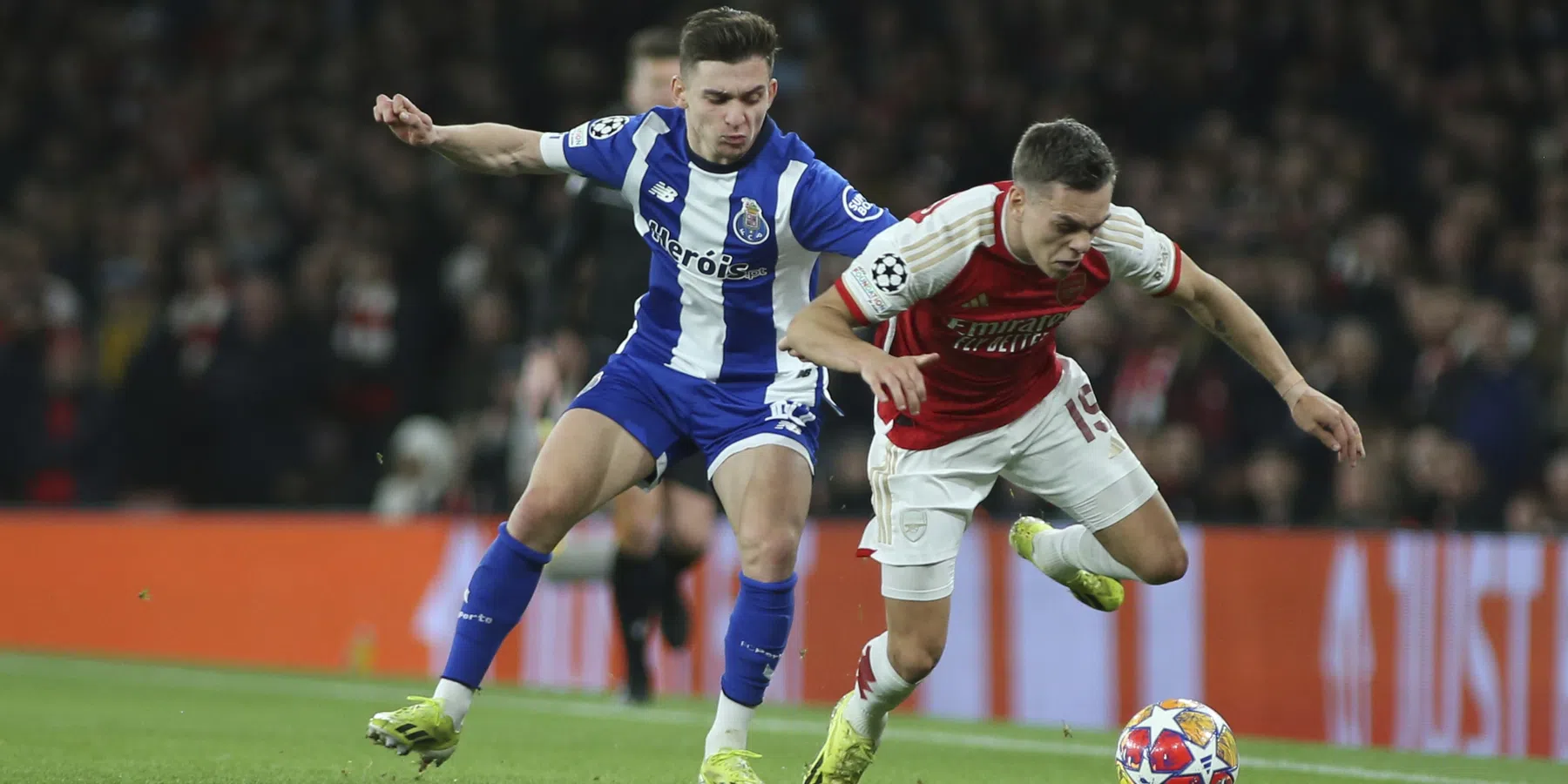 Arsenal en Trossard verslaan Porto na strafschoppen