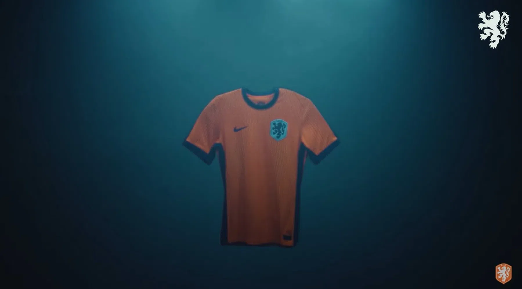 Helemaal officieel: in dit tenue gaat het Nederlands elftal spelen op het EK