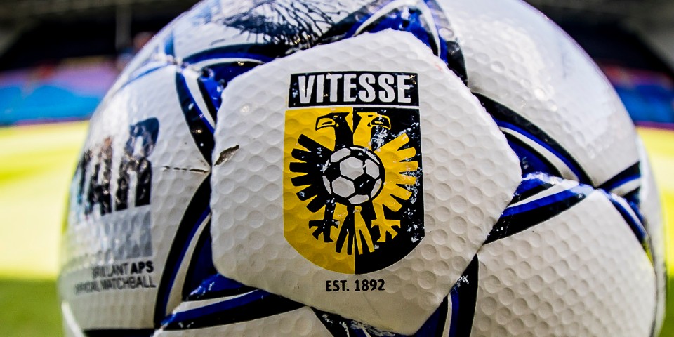 Van de Kuit meldt zich bij Vitesse voor overname