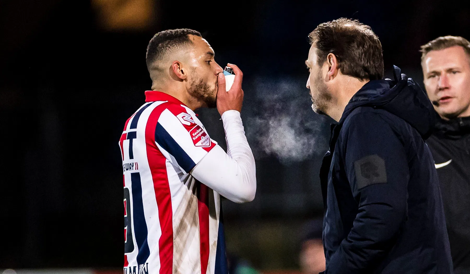 Opvallend 'puffer-moment' bij Willem II: 'Ik kan elk moment een hoestbui krijgen'