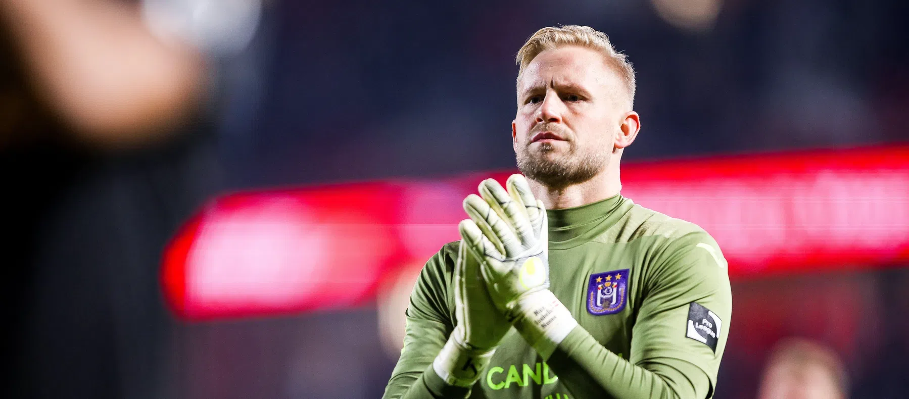 Schmeichel (Anderlecht) na 100e cap Denemarken