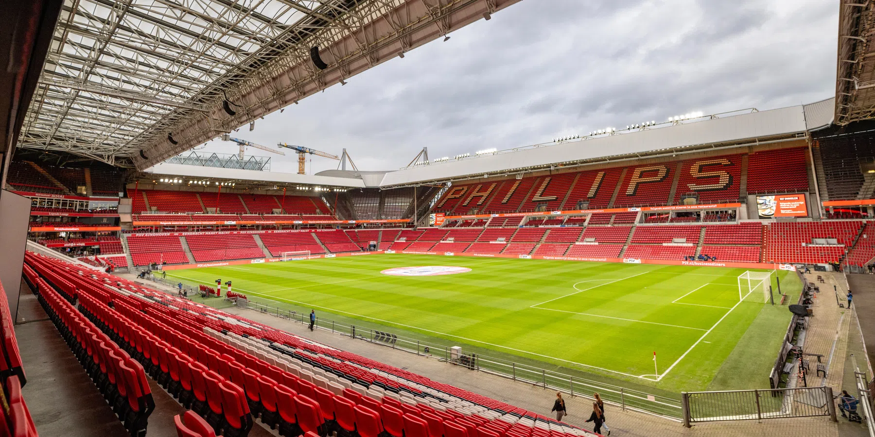 'PSV neemt maatregelen in Philips Stadion en laat fors geldbedrag varen'