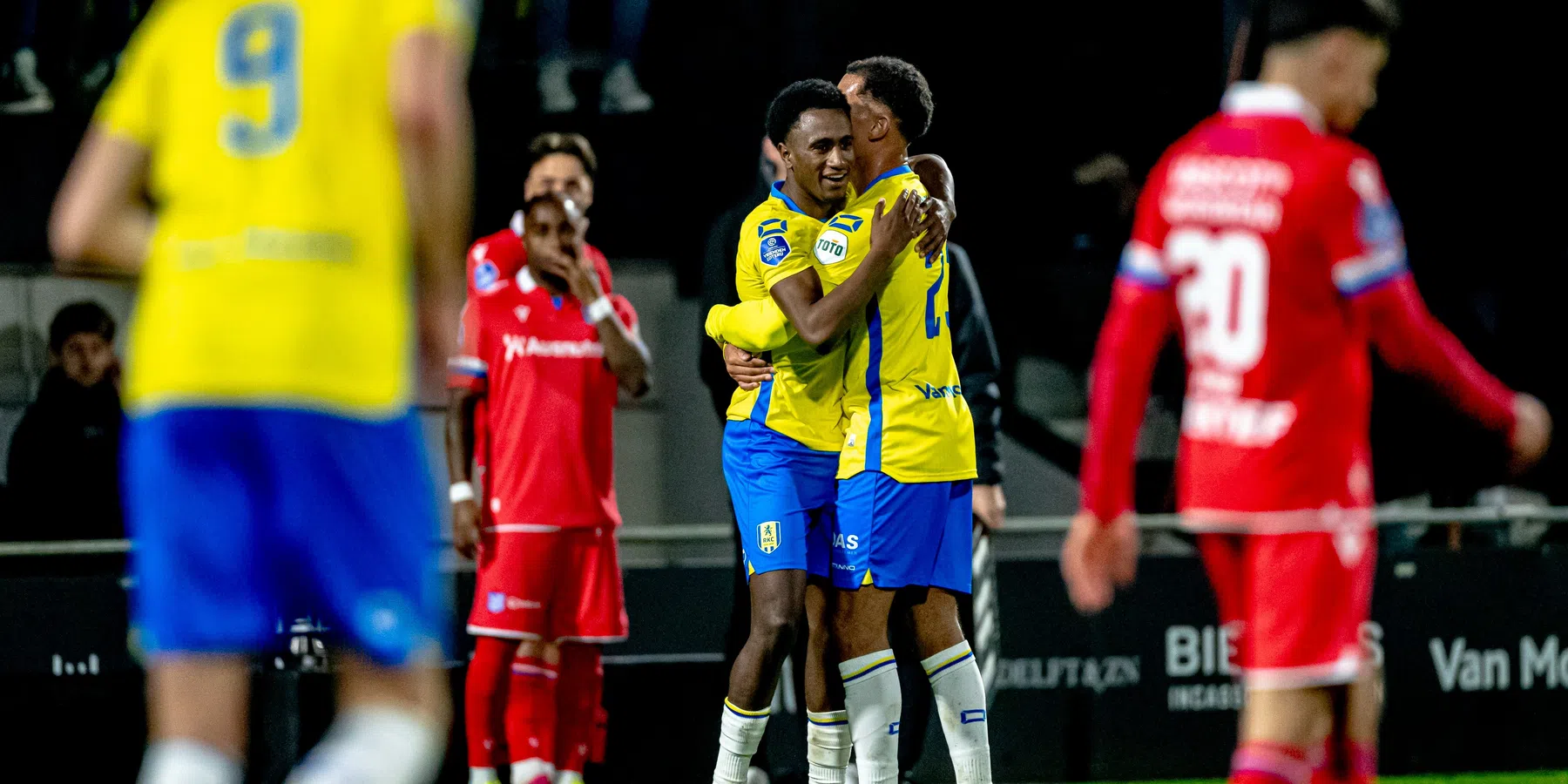 RKC houdt Heerenveen in de tang door zondagsschot en verlaat degradatiezone