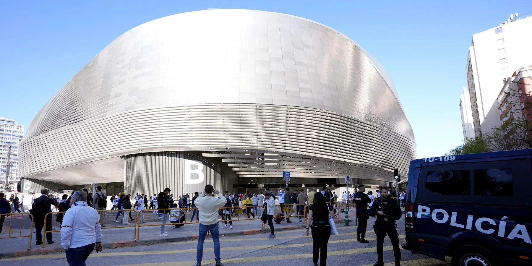 Enorme politiemacht in Madrid voor Real - City