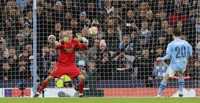 Kritiek op Man City-fans na penalty Bernardo Silva