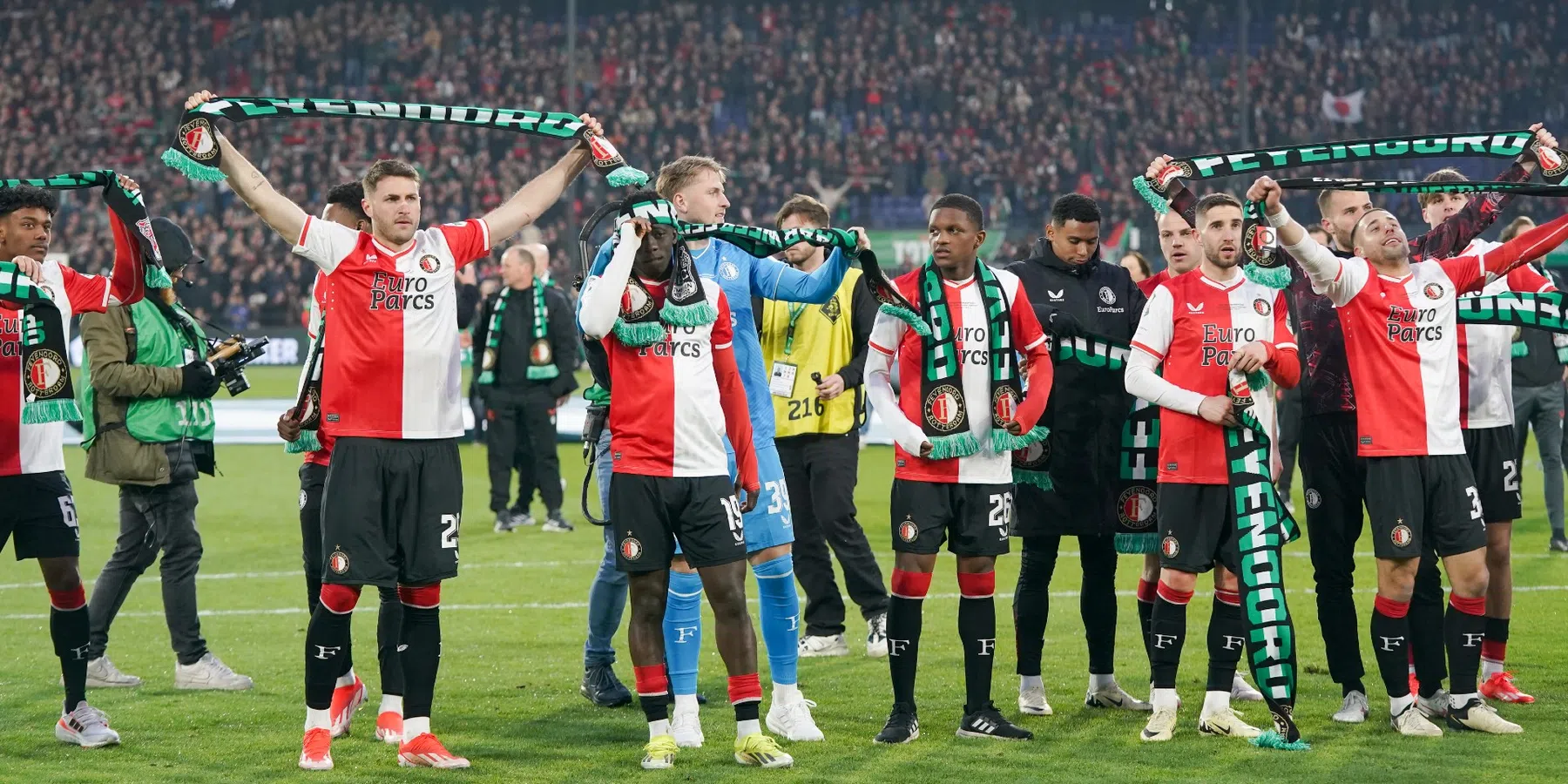 Ochtendkranten over Feyenoord - NEC