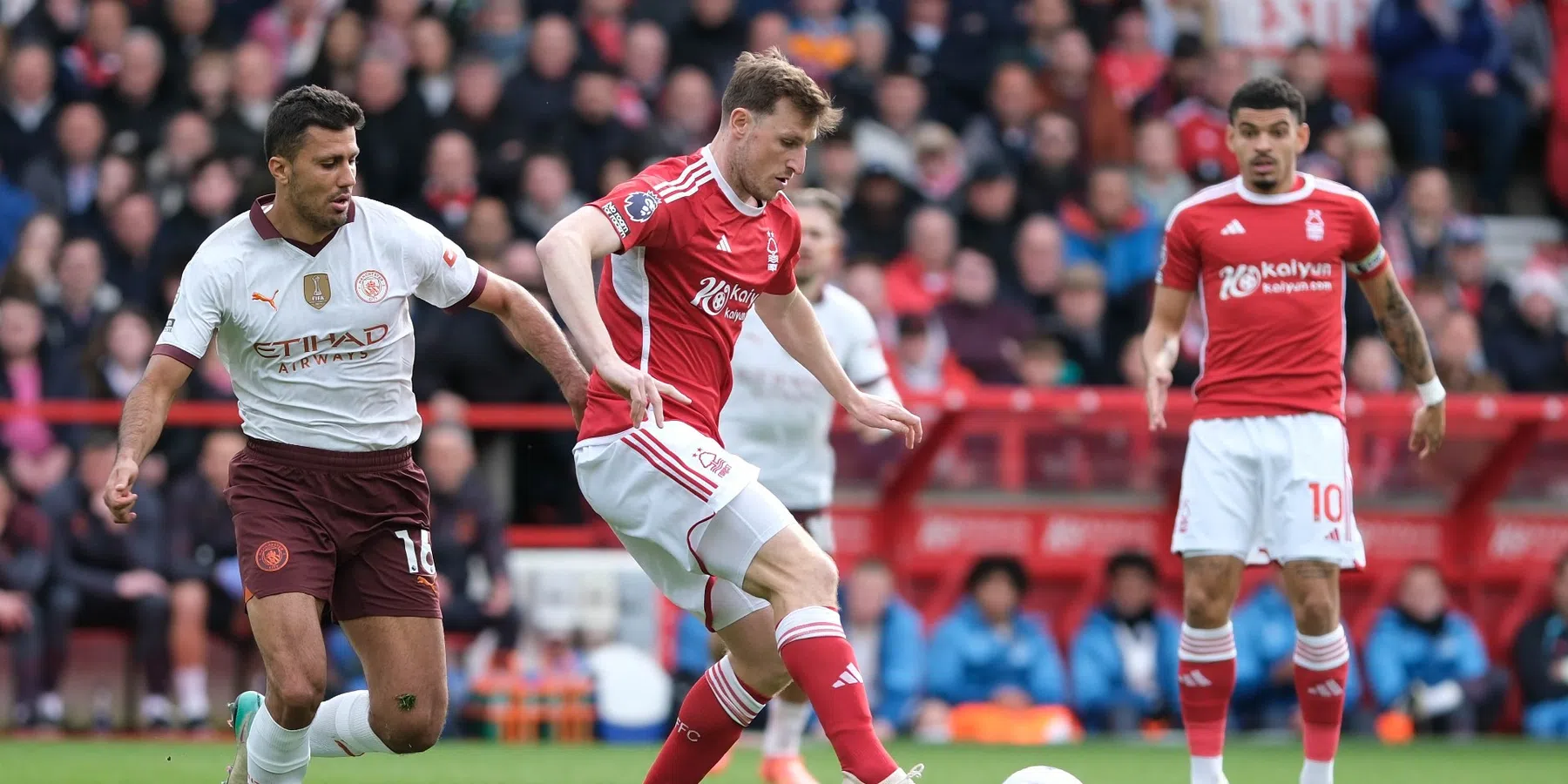 Man City dankt De Bruyne en Haaland na zege op Nottingham Forest