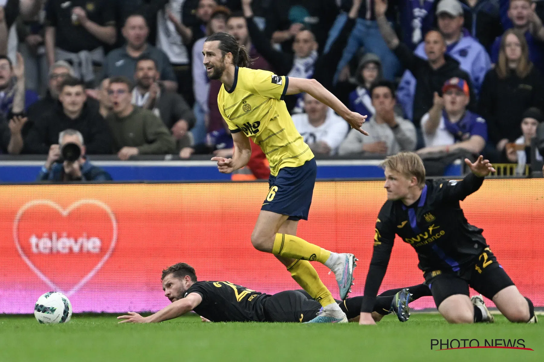 Burgess uit zich hard over arbitrage bij matchen Union, Genk en Anderlecht 