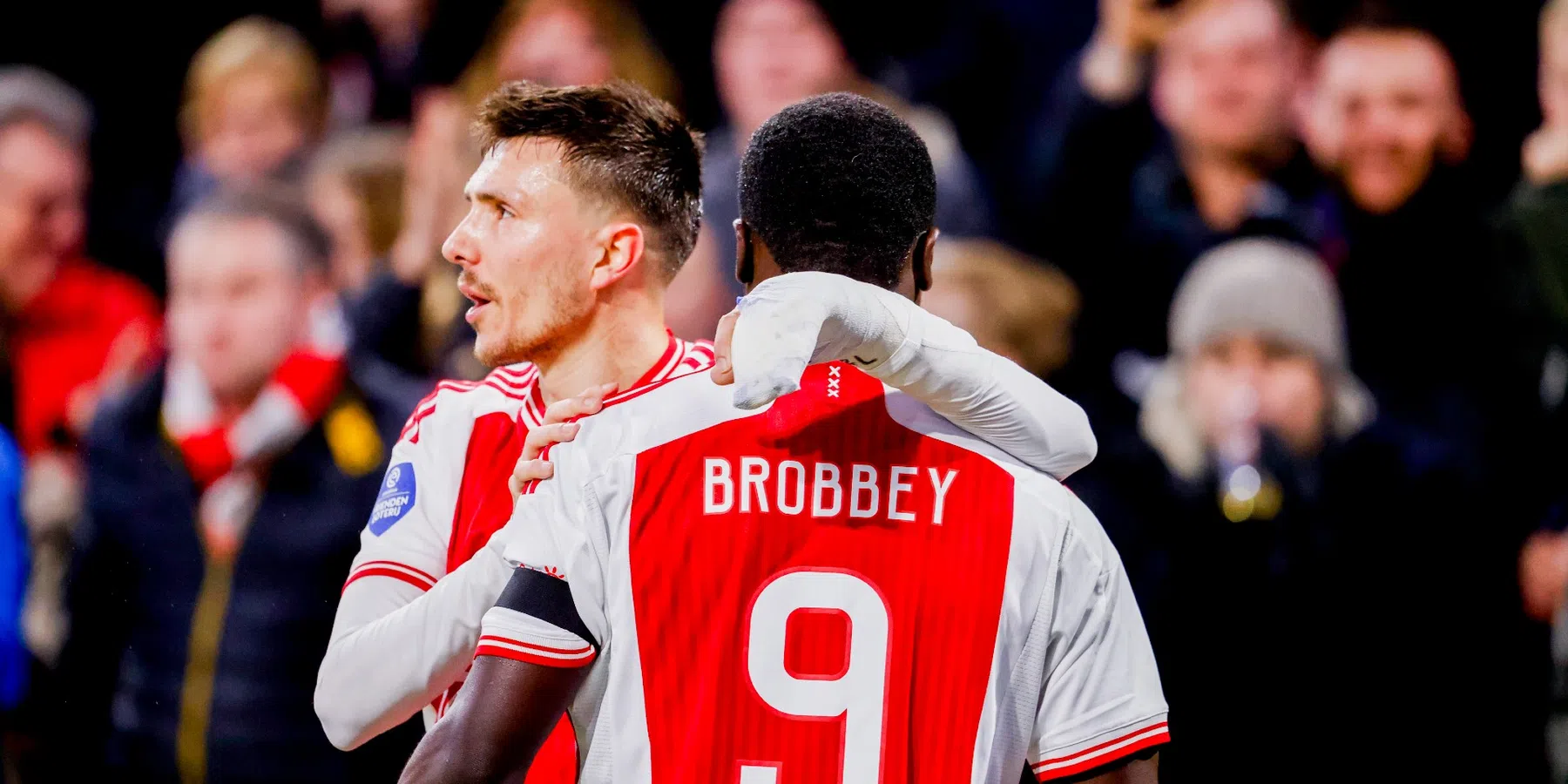 Ajax komt met nieuws over status Brobbey, Berghuis en Henderson voor Volendam-uit