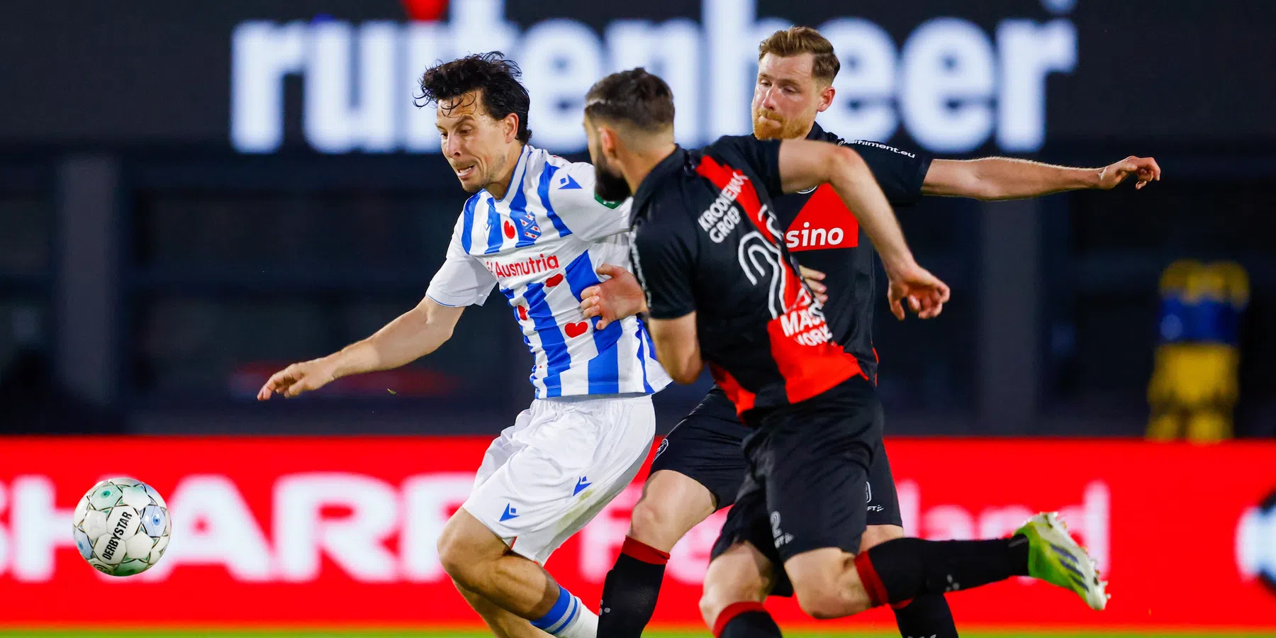 Heerenveen gelijk bij Almere