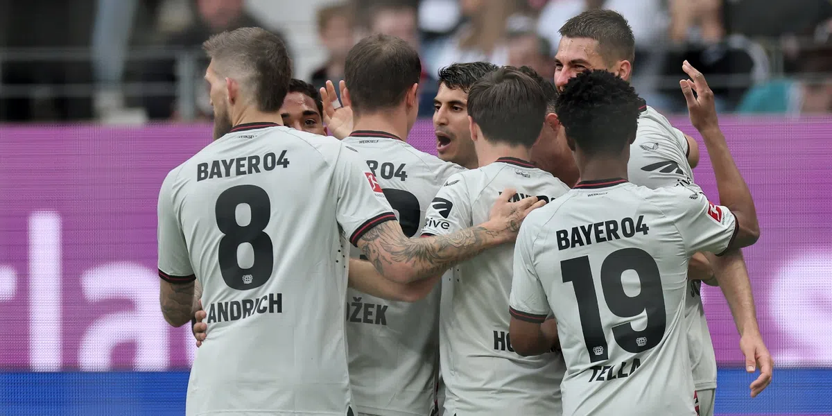 Indrukwekkend Leverkusen behoudt ongeslagen status: Frimpong belangrijk met goal