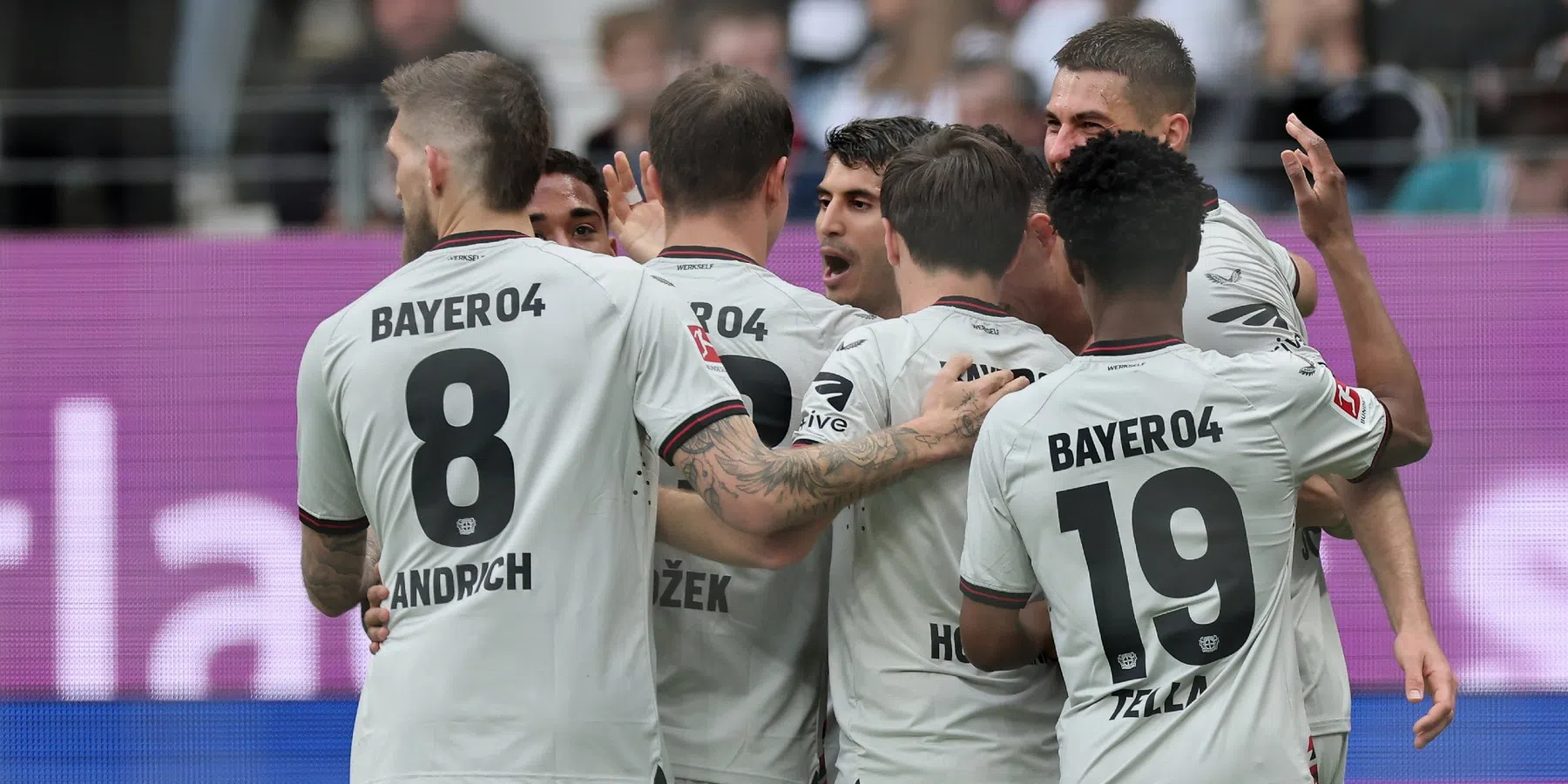 Leverkusen rijgt ook Eintracht aan zegekar