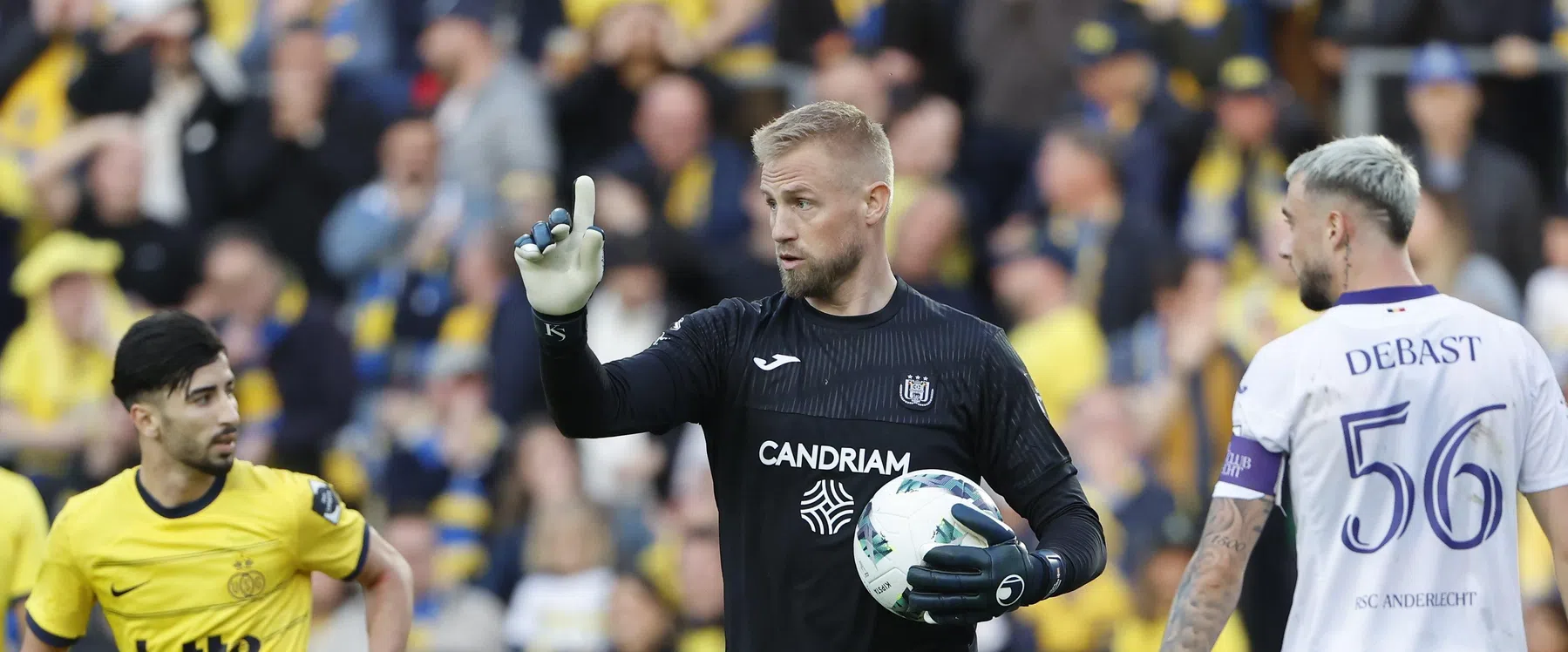 Anderlecht moet extra betalen als club door wil met doelman Schmeichel 