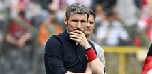 Thumbnail for article: Van Bommel weigert Antwerp-seizoen 'slecht' te noemen: 'Moeten even normaal doen'