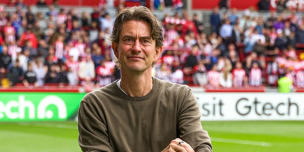 Brentford-trainer Frank verliest vader dag voor wedstrijd