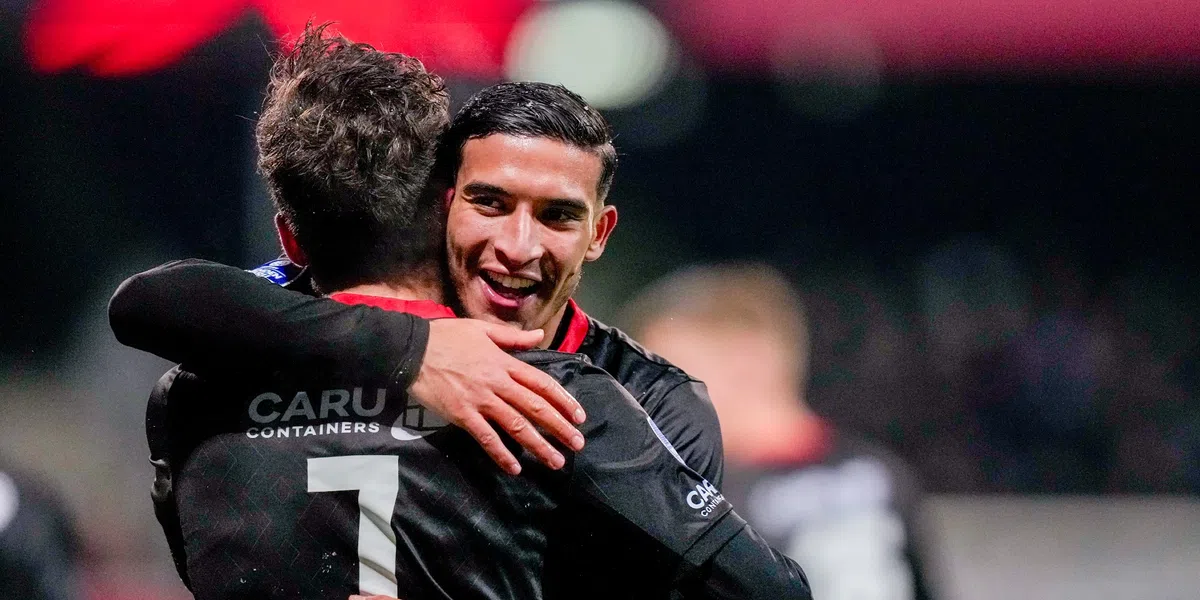 Derksen adviseert Feyenoord: 'Zo'n jongen uit Rotterdam niet naar PSV laten gaan'