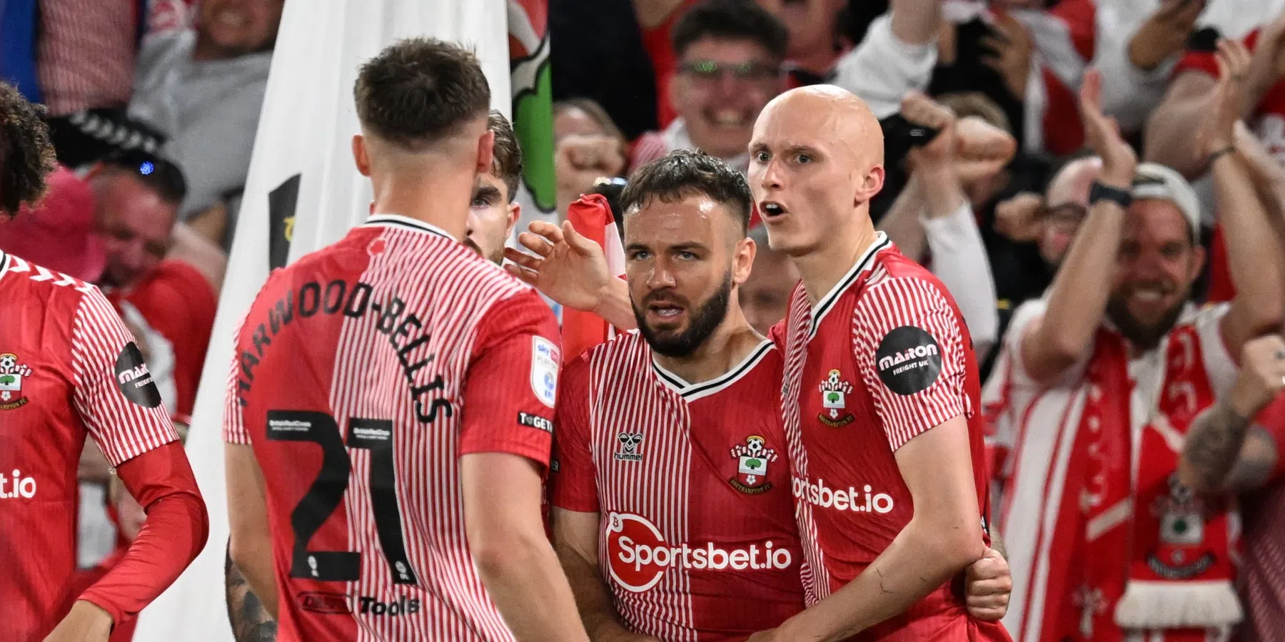 Southampton plaatst zich overtuigend voor finale play-offs op Wembley