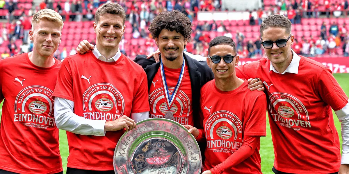 'Ik ben gelukkig bij PSV, maar kan niet honderd procent zeker zeggen dat ik blijf'