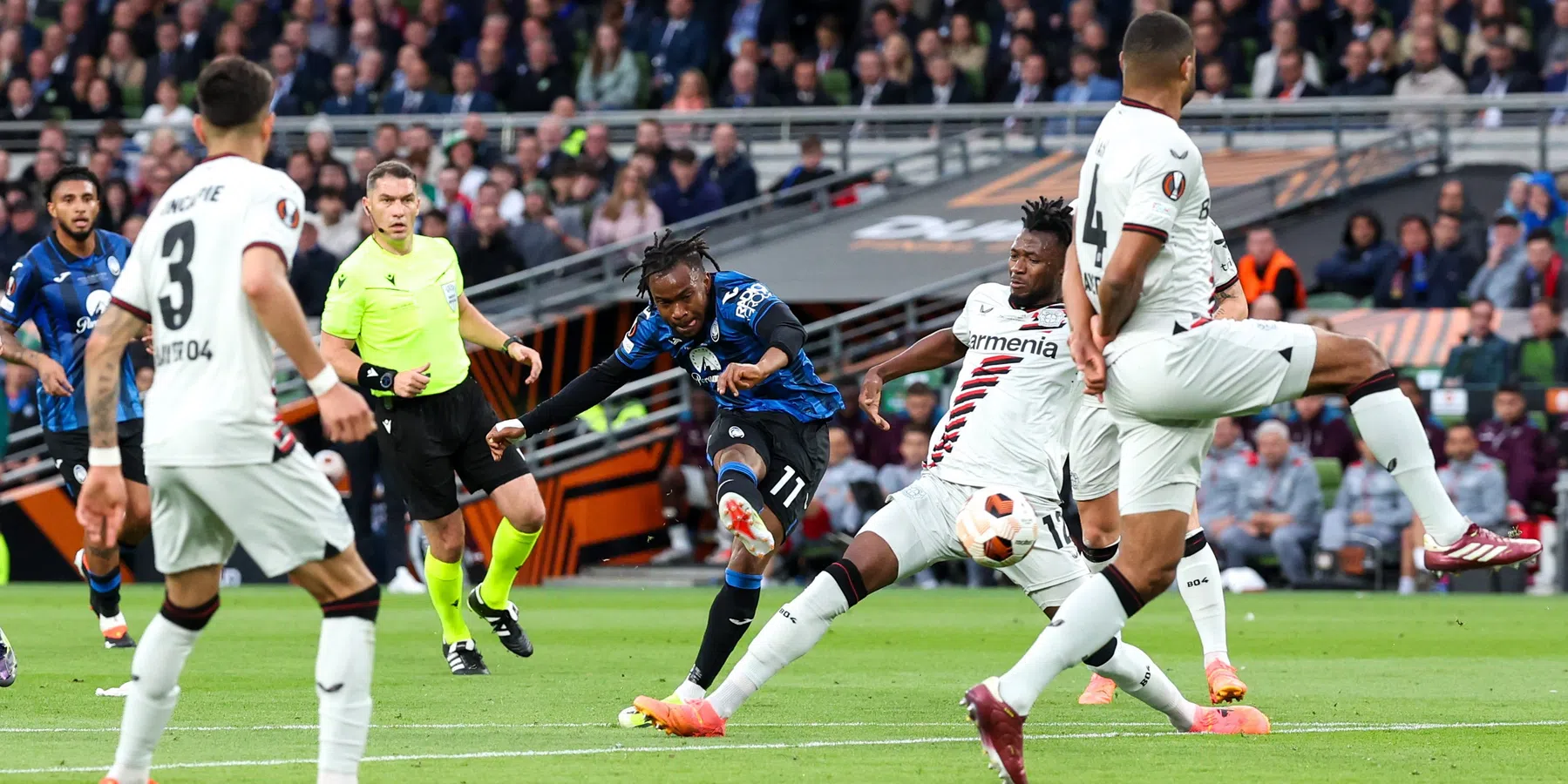 Atalanta wint Europa League door ontketende Lookman