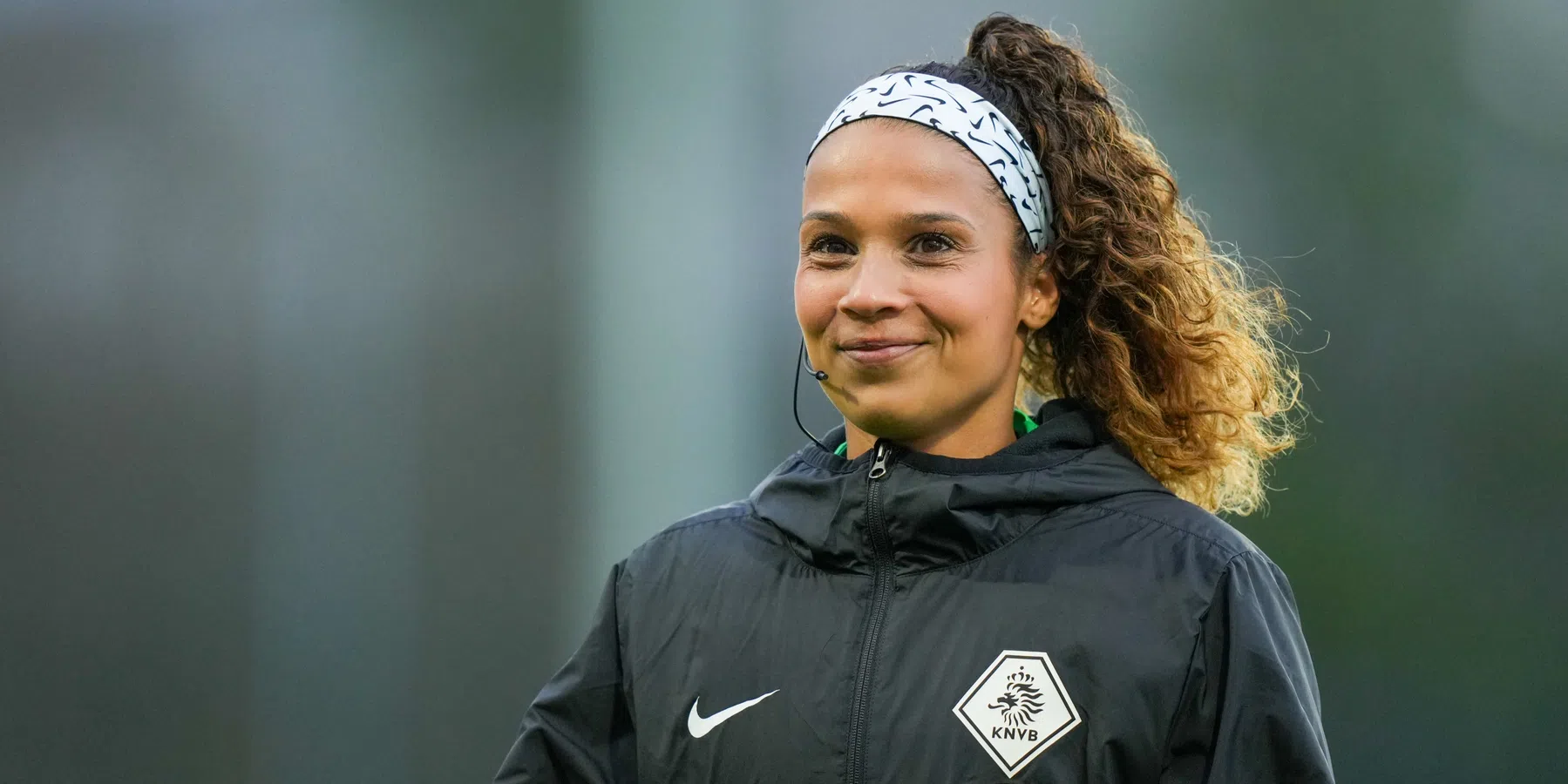 Eerste vrouwelijke scheidsrechter in Nederlands betaald voetbal