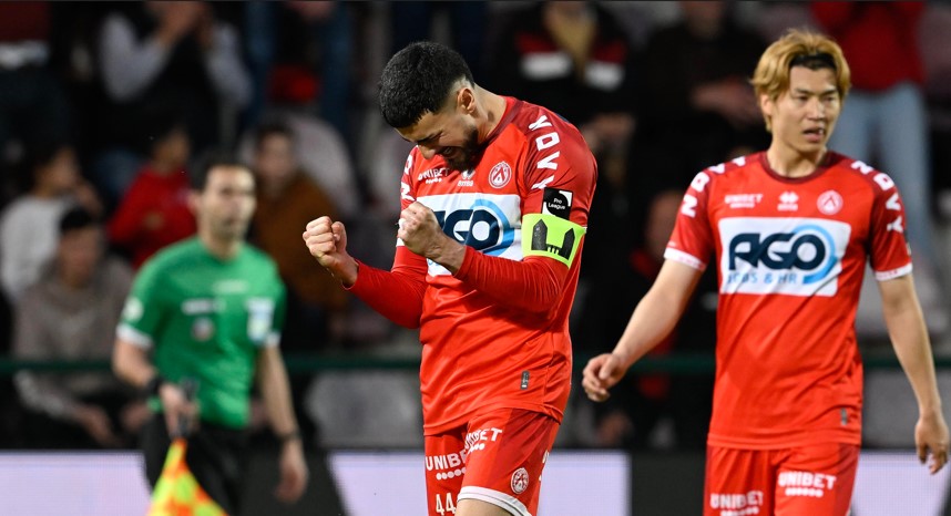 Joao SIlva kapitein over KV Kortrijk tegen Lommel 